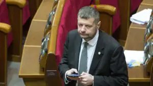 Мосийчука будут заочно судить в Москве за нападение на посольство РФ в Киеве