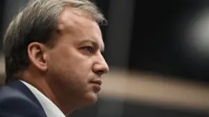 Ткачев назвал введение ЕС санкций против Дворковича политическим решением