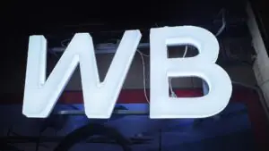 В Электростали потушили пожар на логистическом объекте Wildberries