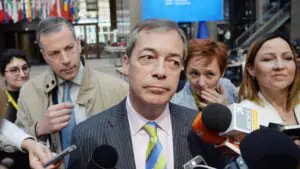 Telegraph: в Лондоне задержали мужчину из-за угроз убить лидера Reform UK Фаража