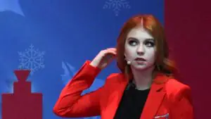 Жулин предположил, что причиной ухода Петросян от Тутберидзе является Трусова