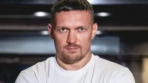 Боксер Усик заявил, что не будет баллотироваться на выборах в президенты Украины