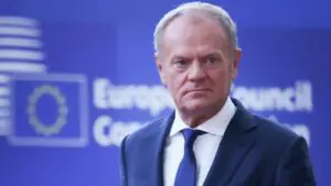 Туск призвал украинцев к отрезвлению на фоне героизации Киевом нацистов