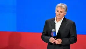 Песков: патриотизм нельзя передать словами, но можно дать почувствовать