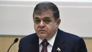 Сенатор Джабаров: Россия может зеркально прекратить закупки продуктов из Латвии