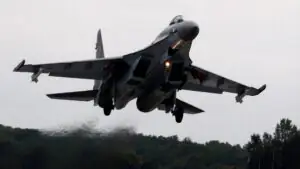 ОАК передала ВКС России партию новых истребителей Су-35С