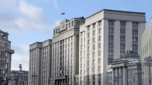 Депутат Гусев предложил привлекать нотариусов к спорным собраниям собственников