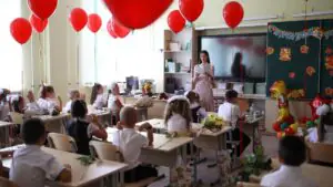 Учителя в школах, детсадах, колледжах и техникумах Вологодчины получат премии
