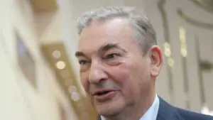 Третьяк об игнорировании IIHF рекомендаций МОК по россиянам: совершают ошибку