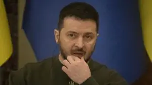 FT: увольнение замглавы офиса Зеленского грозит ему коррупционным скандалом