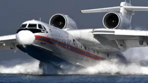 Российские самолеты Бе-200 помогают Турции в борьбе с лесными пожарами