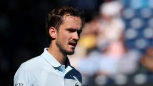 Медведев опустился на восьмое место в рейтинге ATP