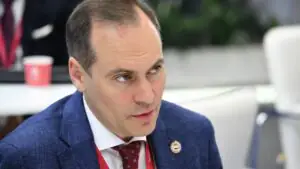 Здунов обсудил торгово-экономическое сотрудничество с зампремьера Узбекистана