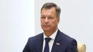 Путин наградил первого вице-спикера Совфеда Яцкина почетной грамотой президента