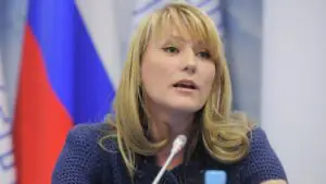 Журова: в Америке любят скандалы, надо пустить русских на Кубок мира по хоккею