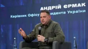 Украинский антикоррупционный суд не разрешил Ермаку снять электронный браслет