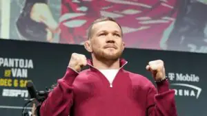 Россияне Петр Ян и Мовсар Евлоев проведут титульные бои на турнире UFC 333