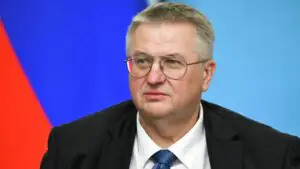 Оверчук: будущее РФ зависит от возможности продавать товары на внешних рынках