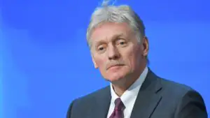 Песков не стал комментировать возможность встречи Путина и Канье Уэста