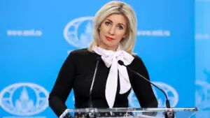 Захарова: Вучич найдет слова, чтобы выразить отношение сербов к провокациям