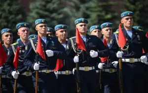 Никто, кроме них. Празднование Дня ВДВ в России