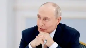 Глава DNS Алексеев пригласил Путина в Нагорный парк во Владивостоке