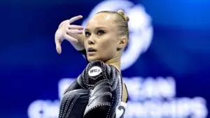 Мельникова назвала выдачу виз главным воспоминанием после выступления на ЧЕ