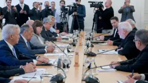 Лавров: Россия надеется, что Ватикан заметит действия против УПЦ на Украине