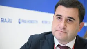 Стасишин: обеспеченность жилья машино-местами отдана на откуп регионам