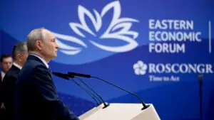 Путину на ВЭФ представили мультфильм об адмирале Невельском